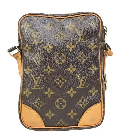 LOUIS VUITTON Amazon Crossbody Shoulder Bag Monogram Leather - Picture 2 of 16